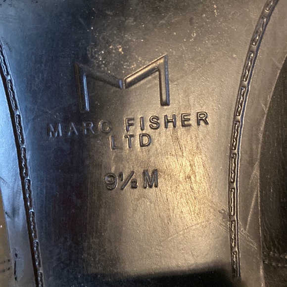 Marc Fisher LTD Pointed Toe Black Ankle Boots Size 9 1/2 - Picture 6 of 6